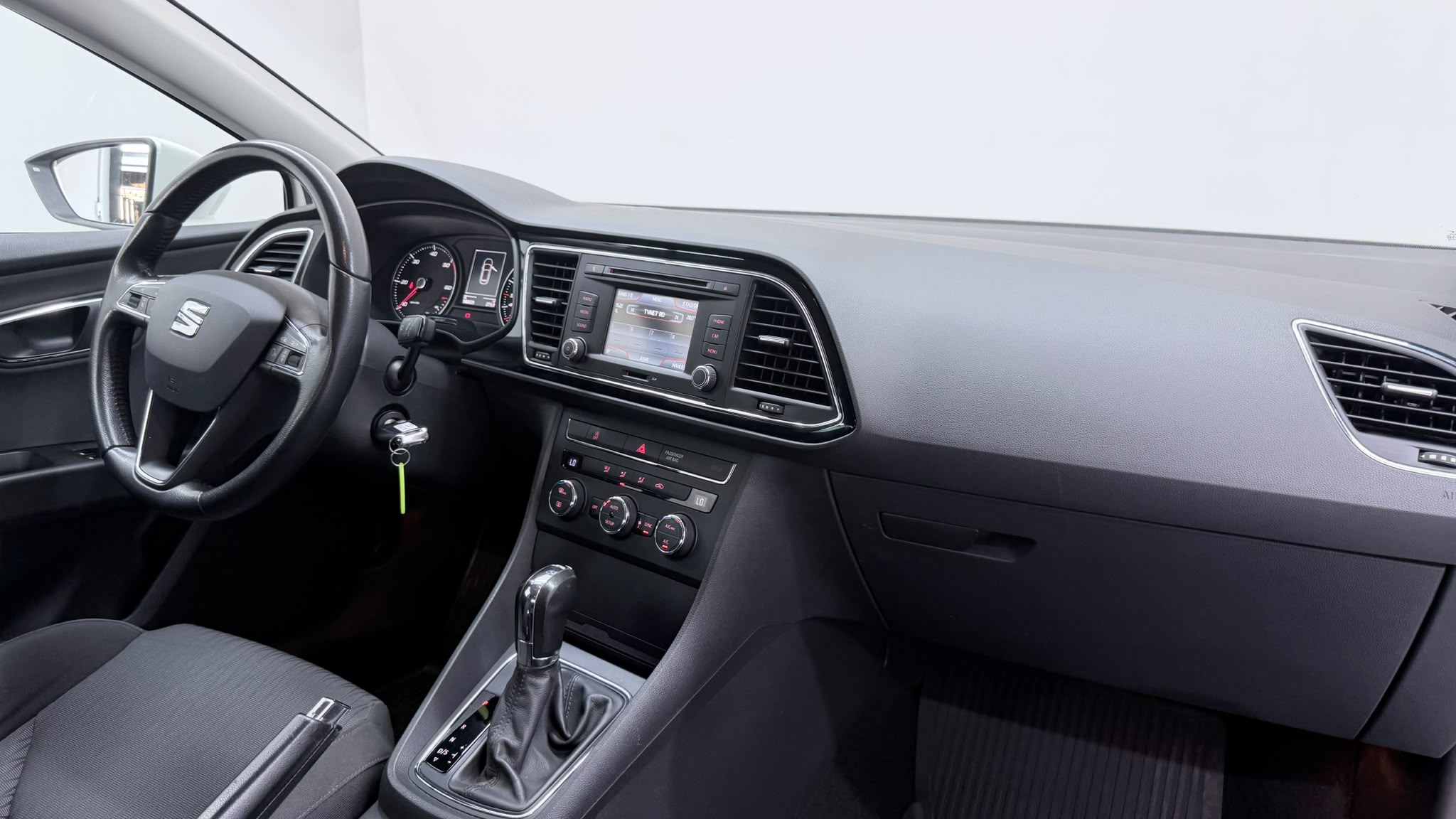 SEAT LEON 19